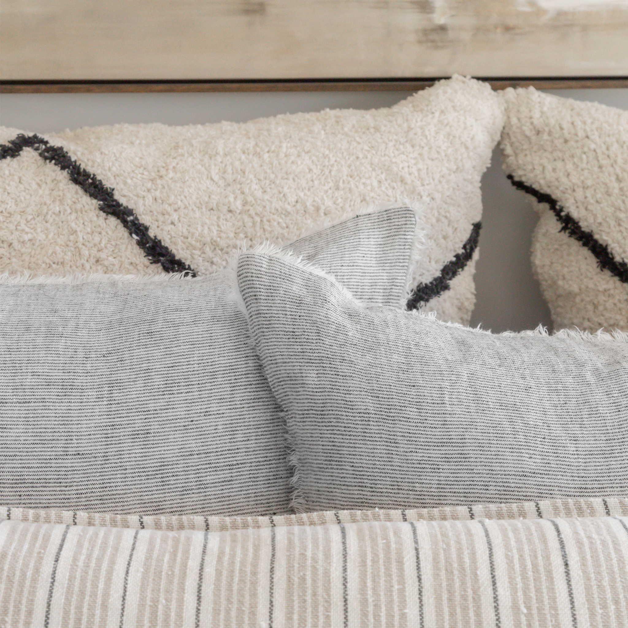 Logan Big Pillow 28" X 36" With Insert - 4 colors