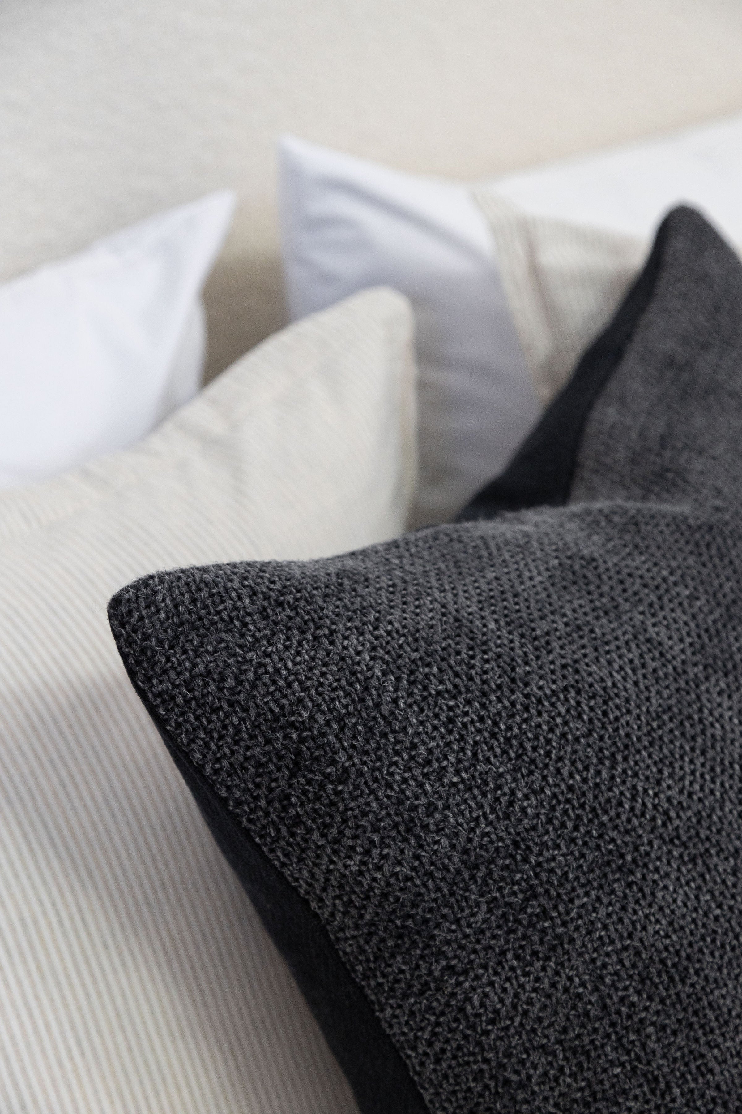 Hendrick 20" Pillow With Insert - 7 colors