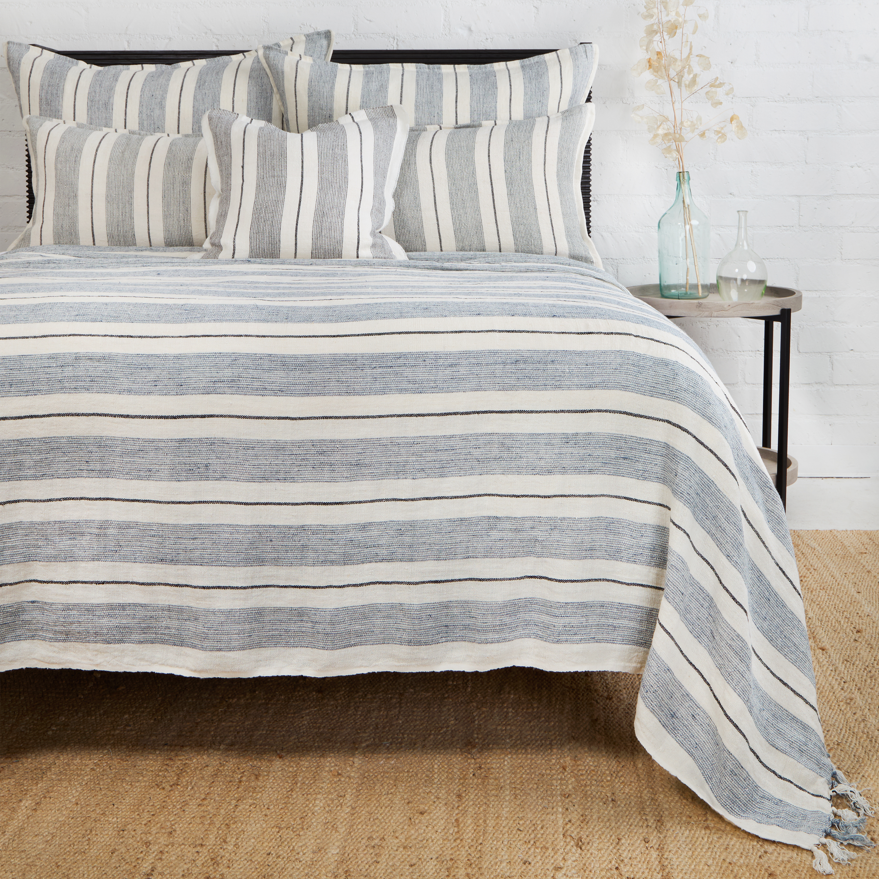 Laguna Blanket