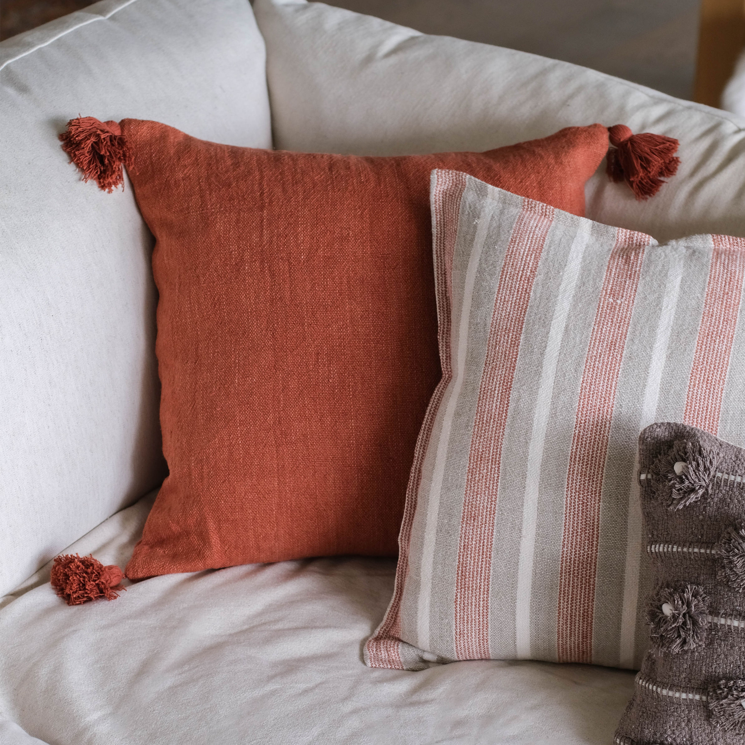 Montauk 20" X 20" Tassel Pillow With Insert