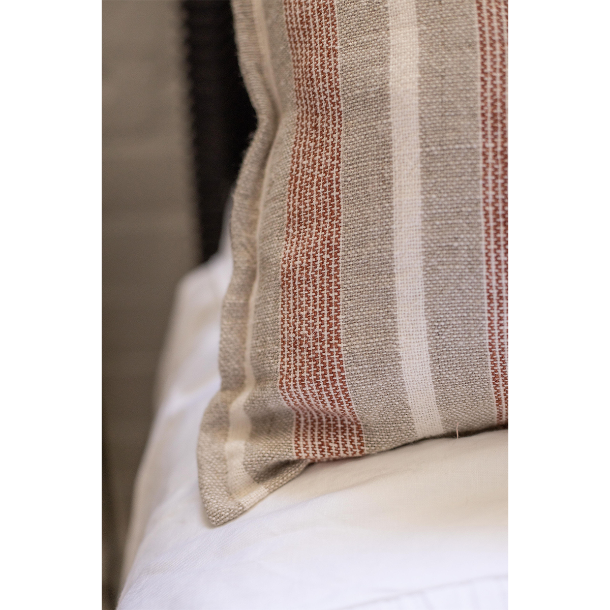 Montecito Big Pillow 28" X 36" With Insert