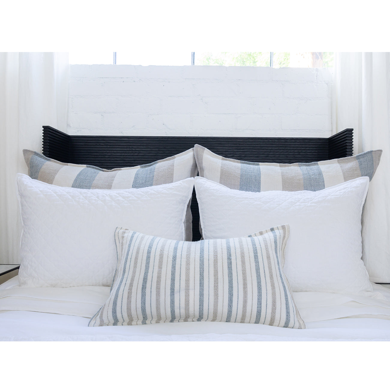 Monterey Big Pillow 28" X 36" With Insert