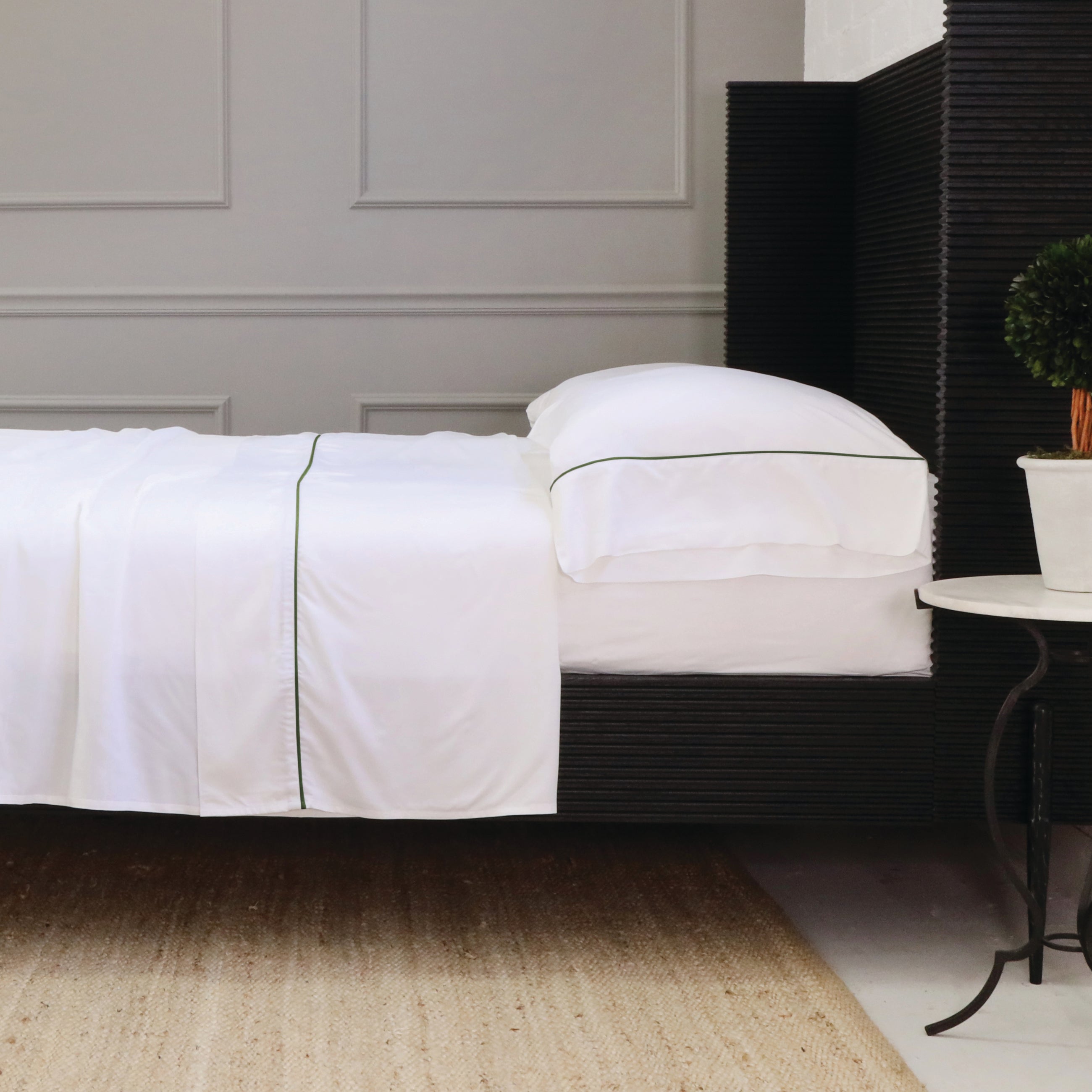 Sheena Bamboo Sateen Sheet Set - Moss