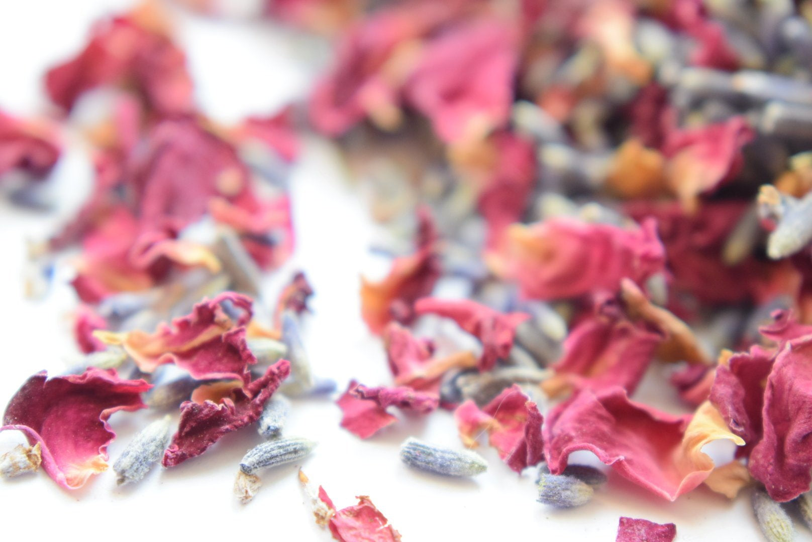 Stay in this weekend and make a fresh and relaxing rose or lavender linen spray!-Pom Pom at Home