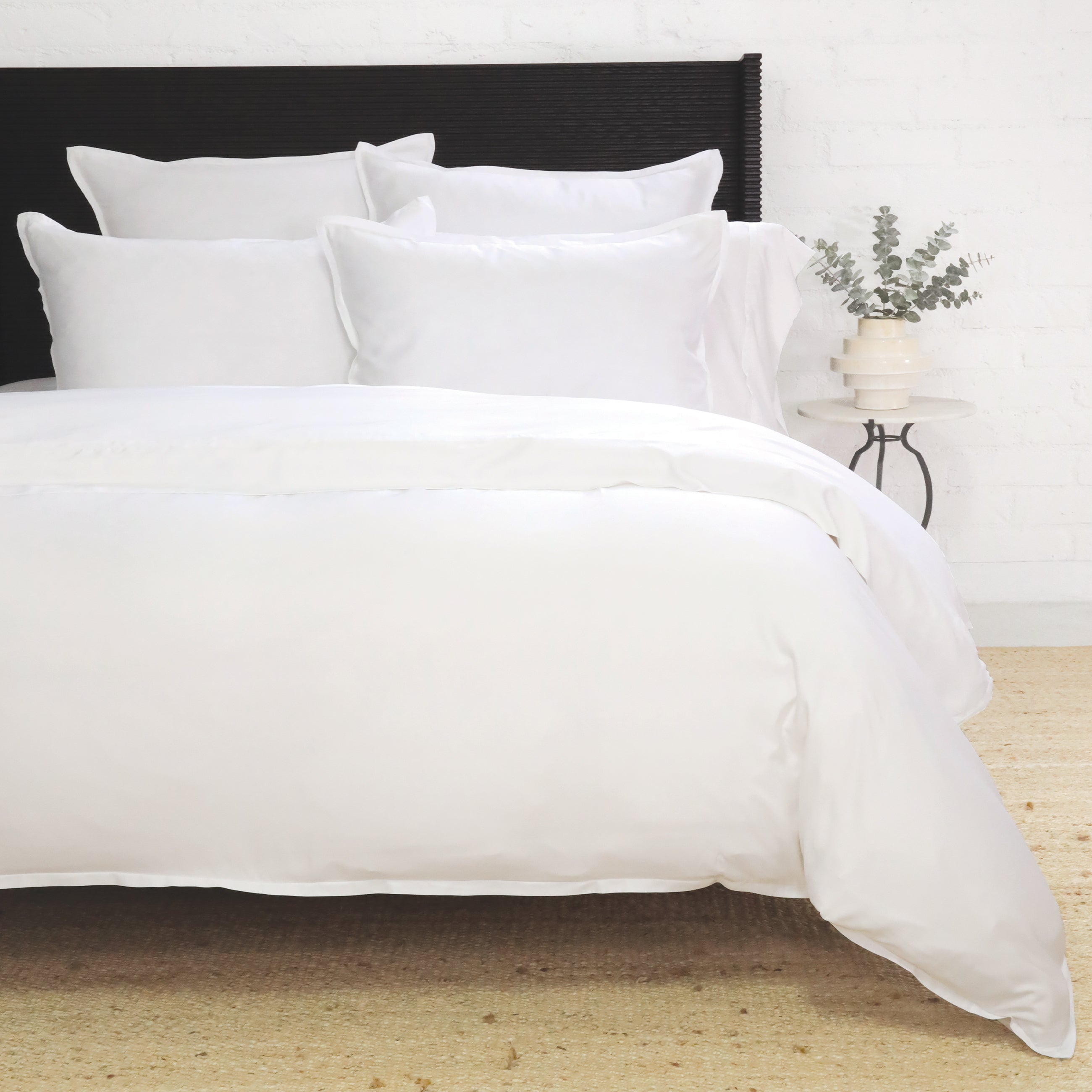 langston-bamboo-sateen-duvet-cover-set-white-color