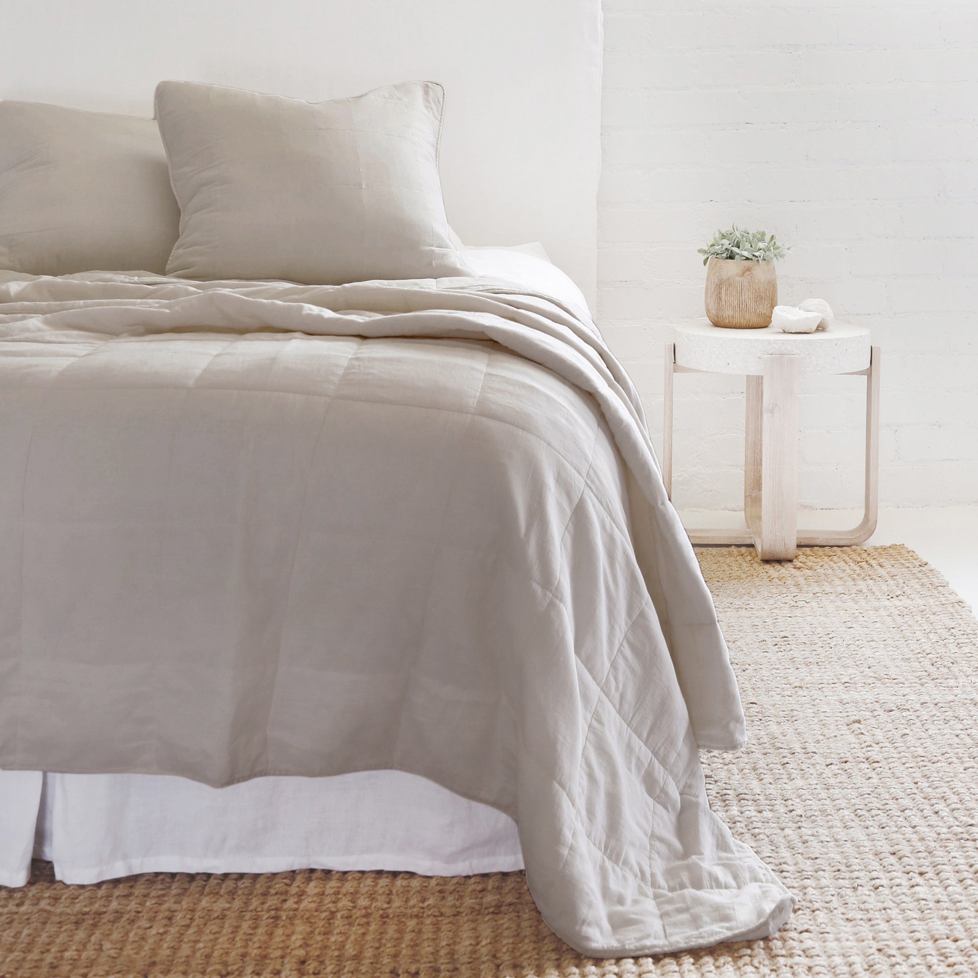 antwerp - natural color - coverlet - pom pom at home