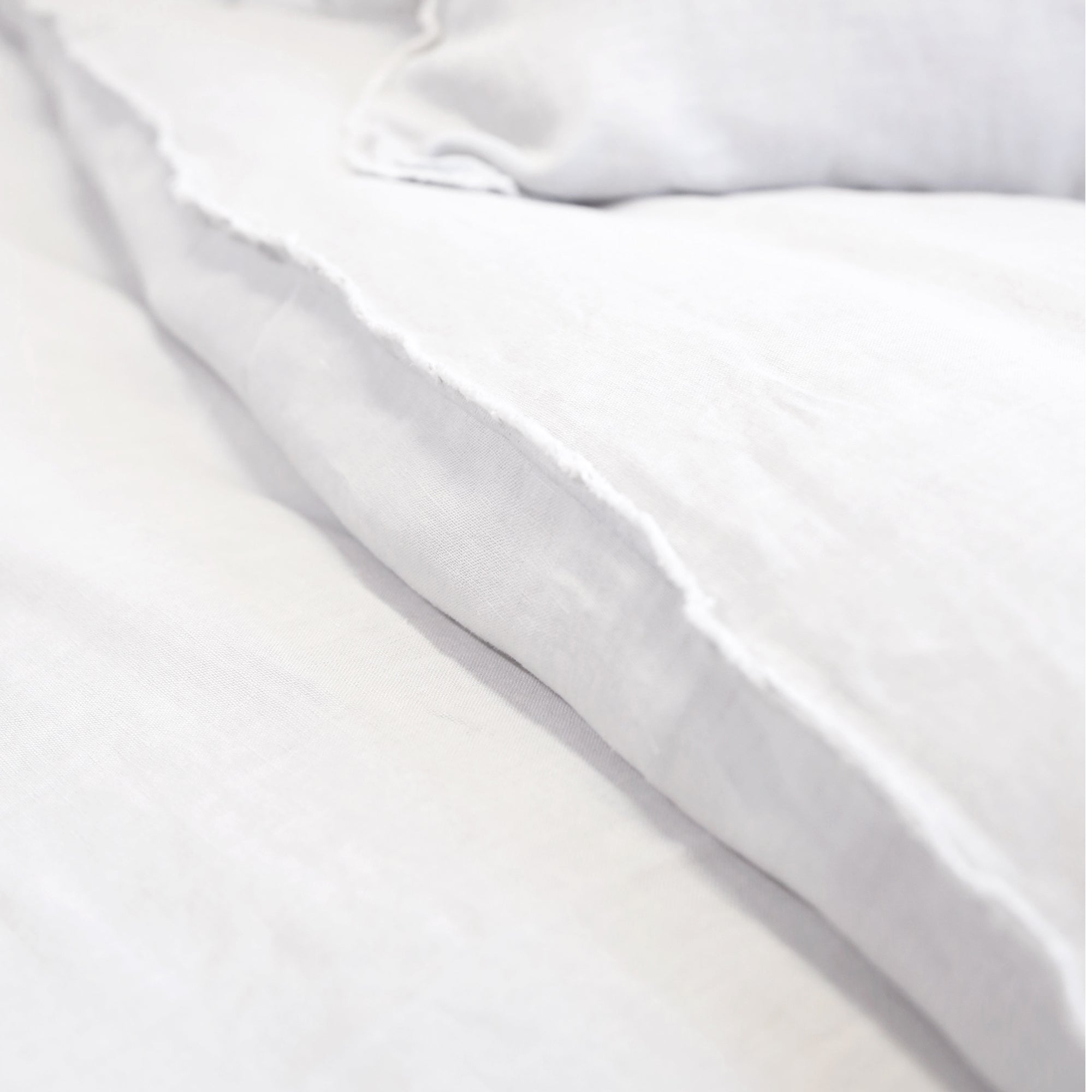 blair - white color - duvet set - pom pom at home