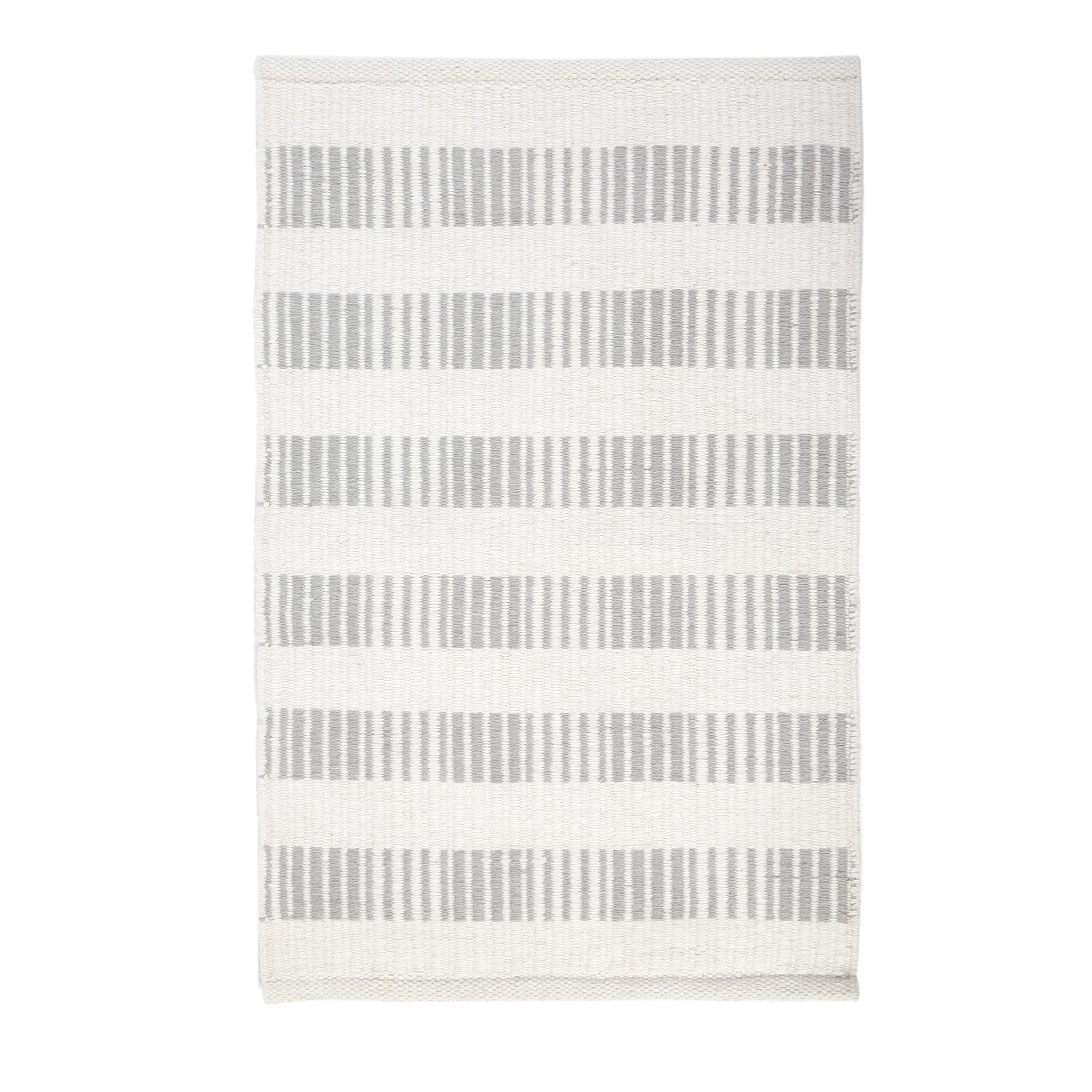 BROOKE HANDWOVEN RUG - 3 colors - pom pom at home