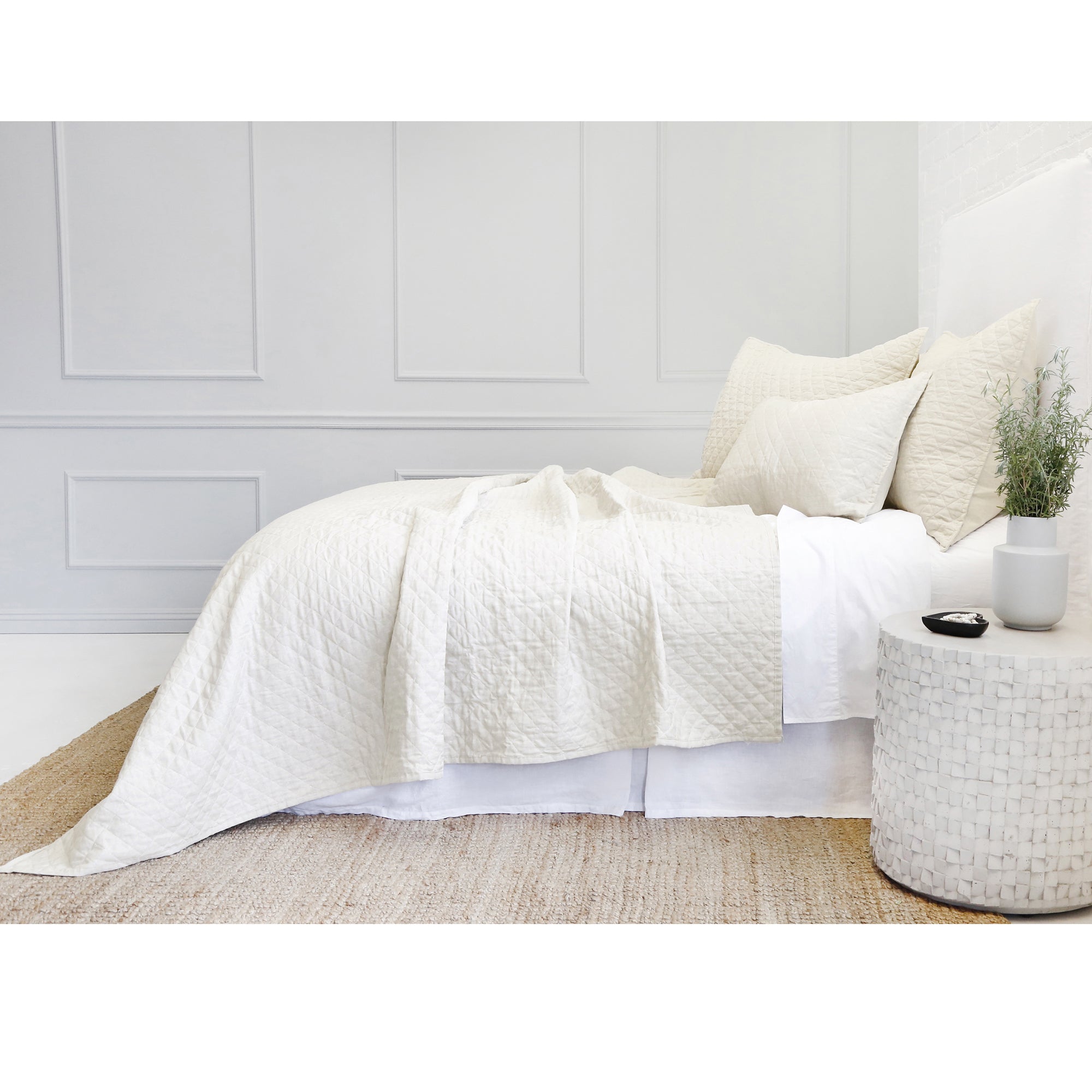 brussels - cream color - coverlet - pom pom at home