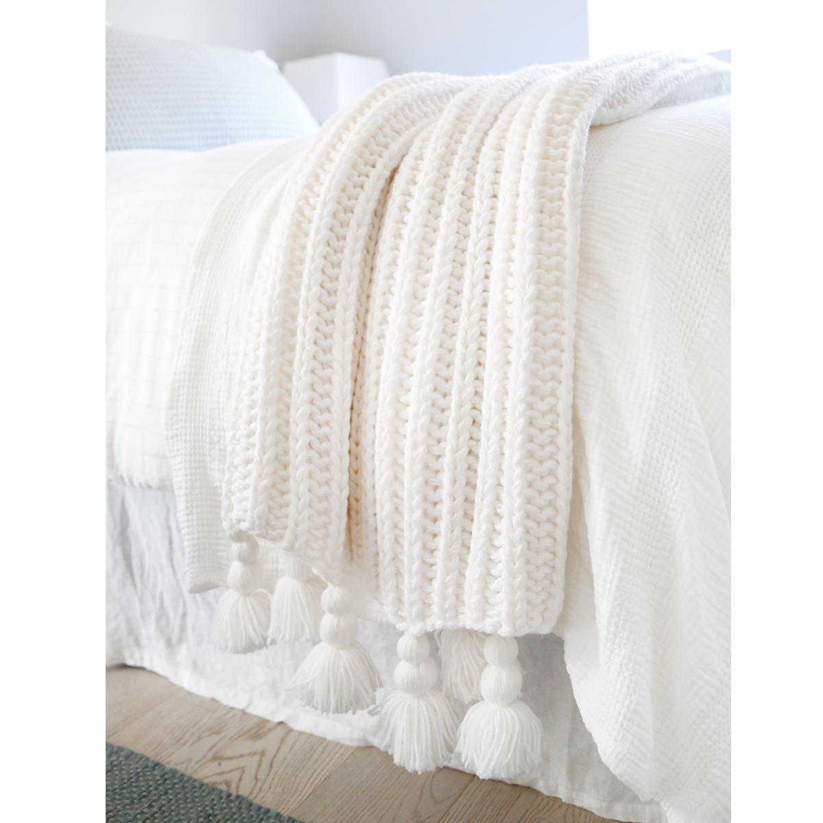 ANACAPA OVERSIZED THROW - White COLOR by Pompom At Home