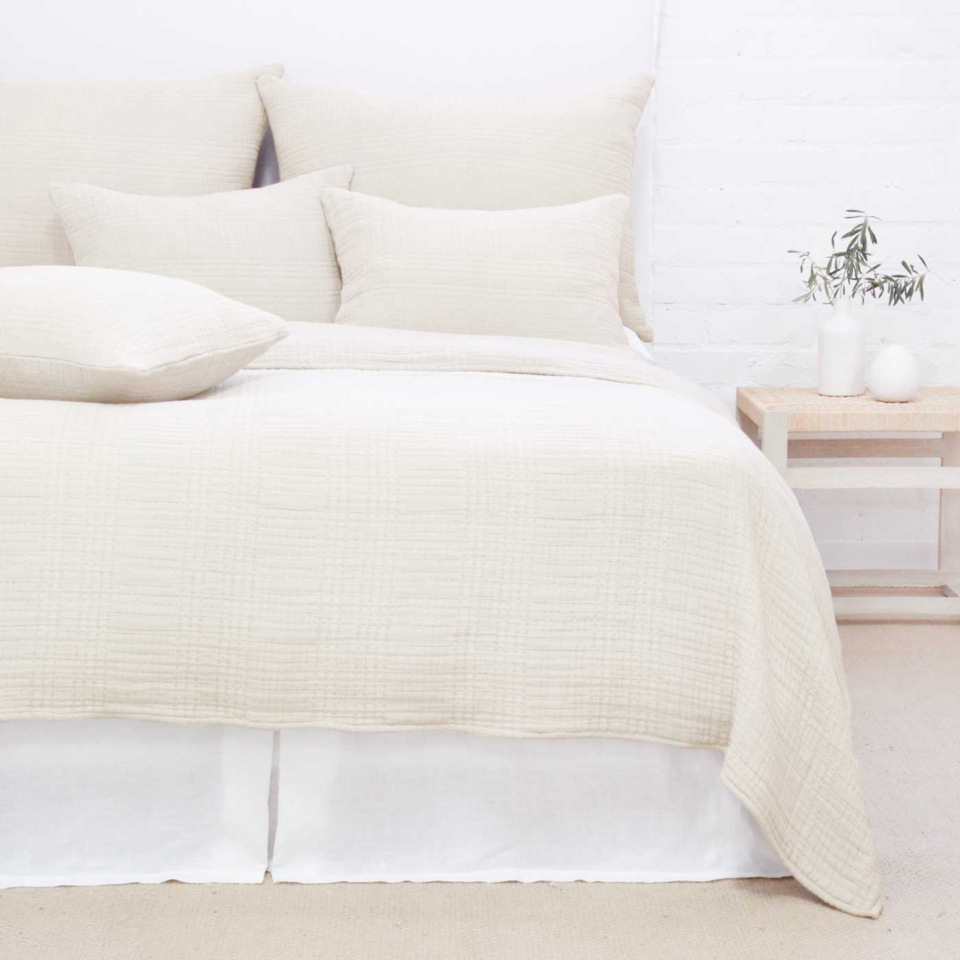 Arrowhead Blanket-Twin-Cream-Pom Pom at Home