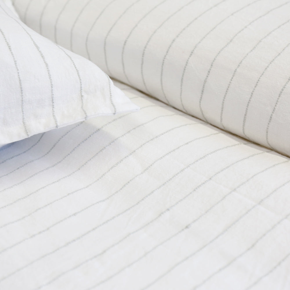 blake - white/ocean color - duvet set - pom pom at home