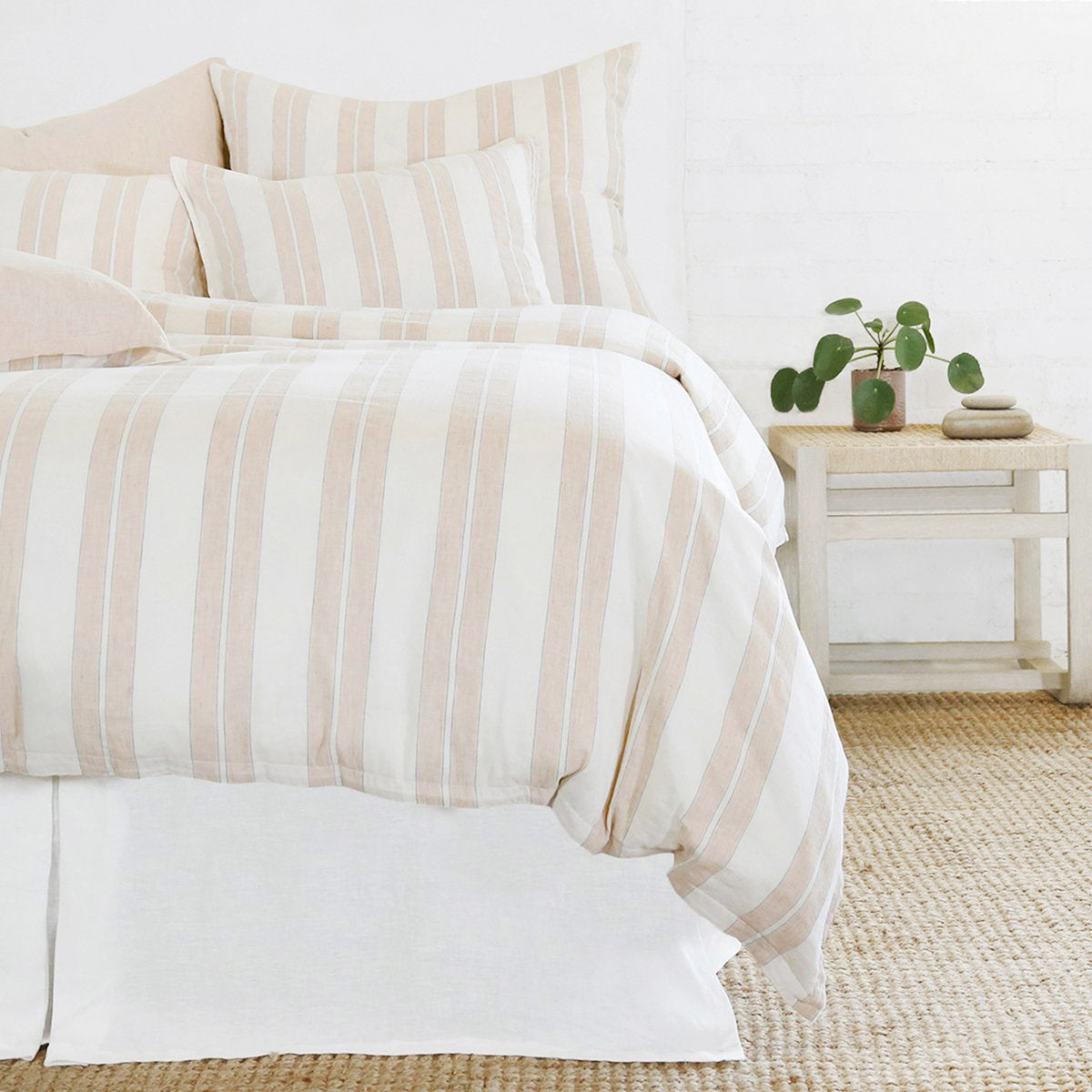 carter - ivory/amber color - duvet set - pom pom at home