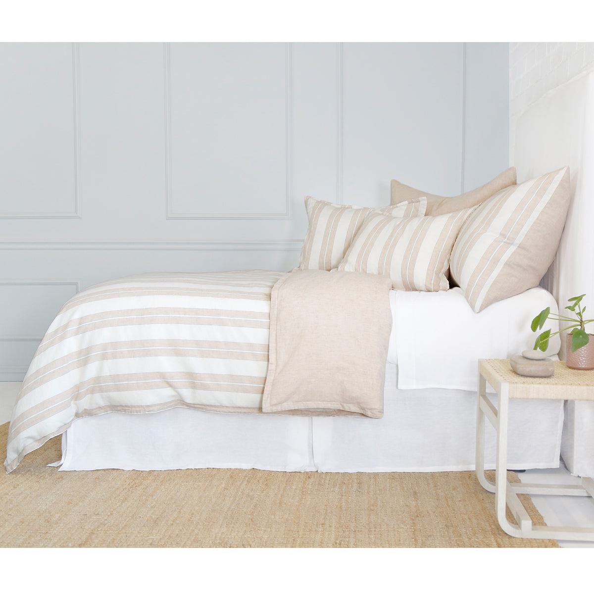 carter - ivory/amber color - duvet set - pom pom at home