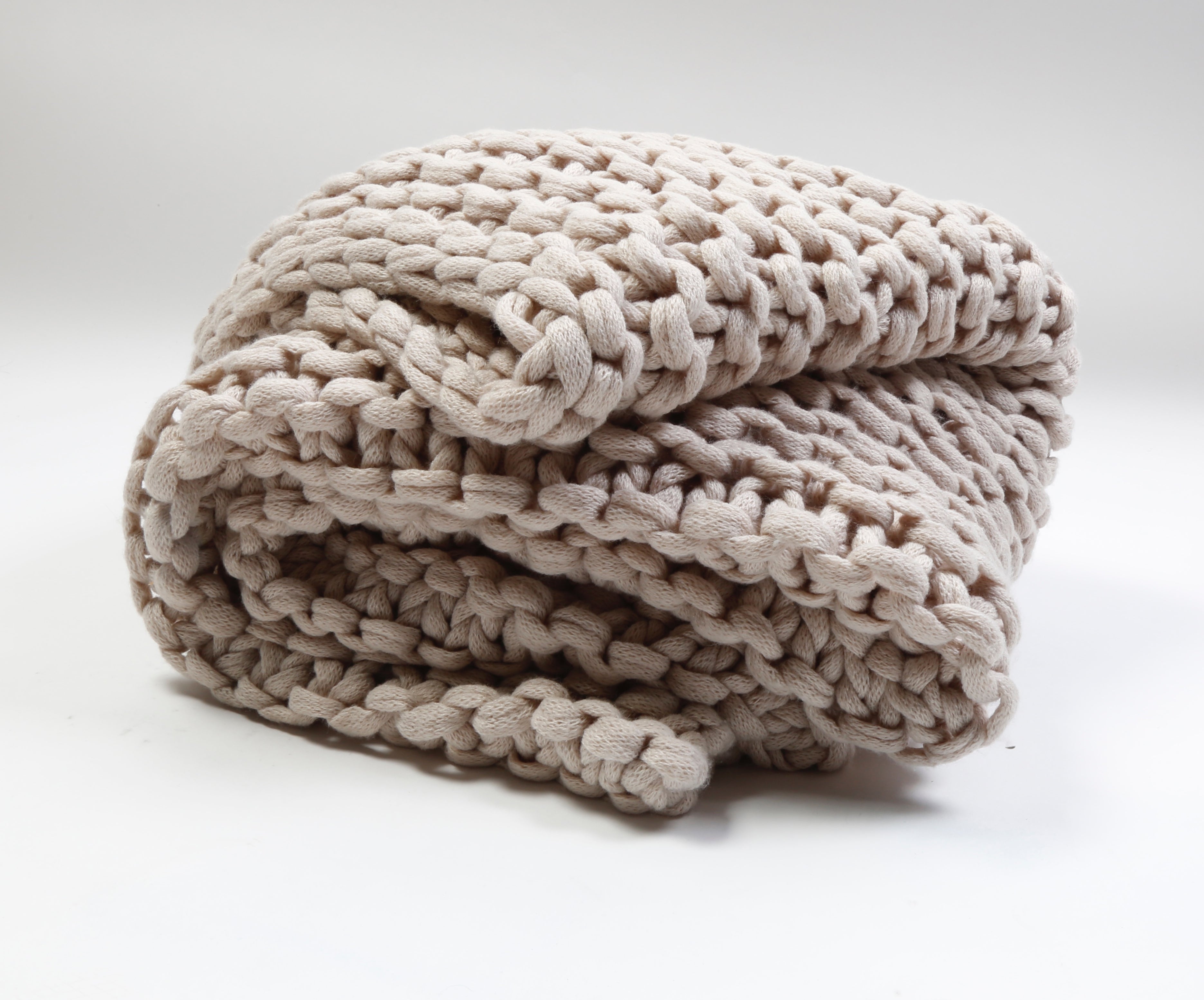 Finn Throw-Throw-Pom Pom at Home