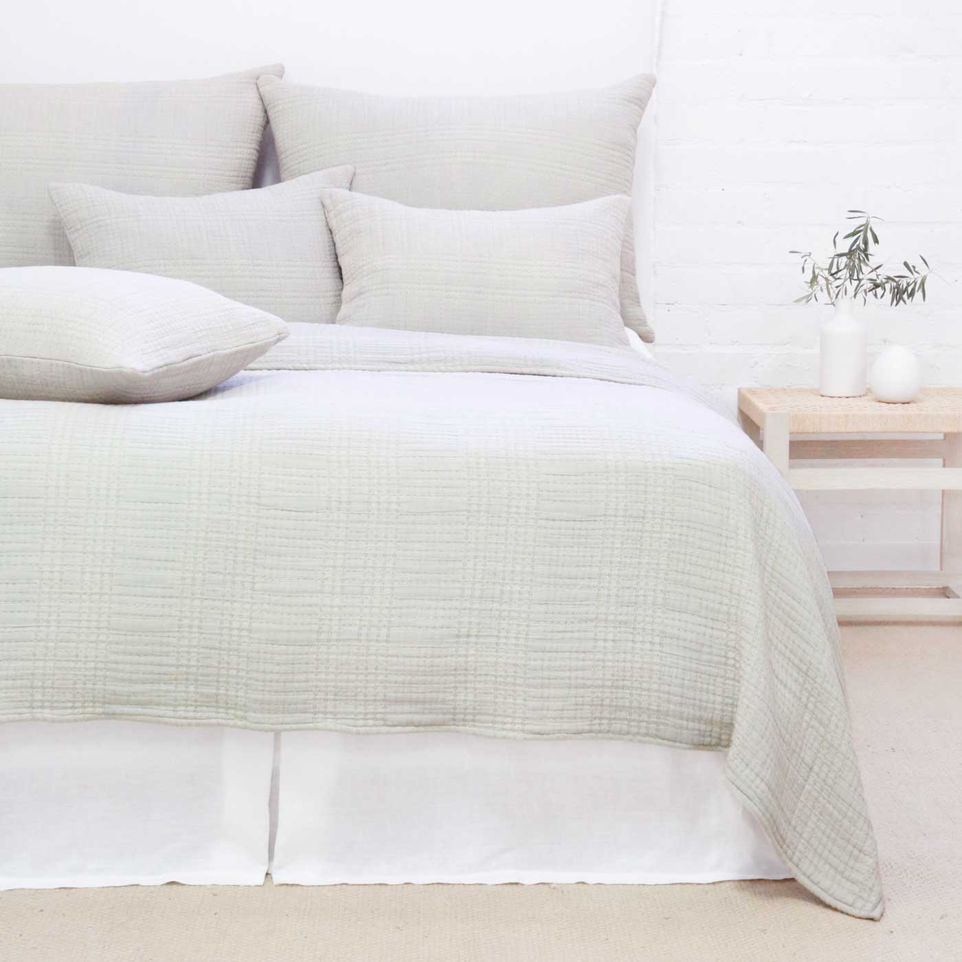 arrowhead - mist color - duvet set - pom pom at home