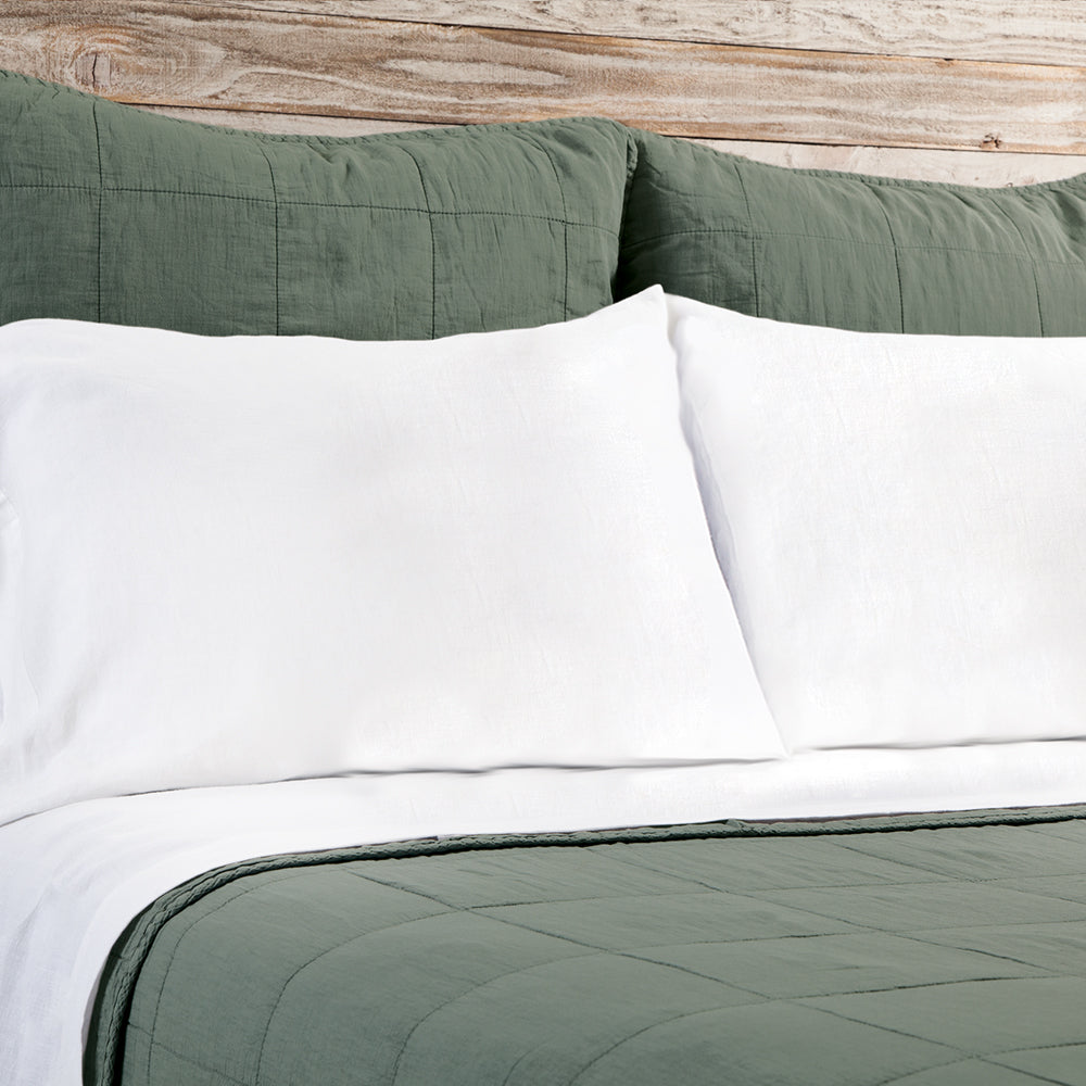 antwerp - moss color - coverlet - pom pom at home
