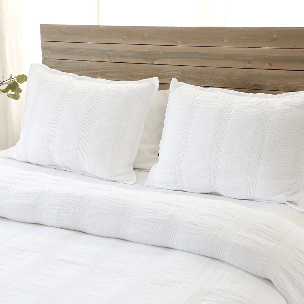 nantucket matelasse collection - coverlet - white color - pom pom at home