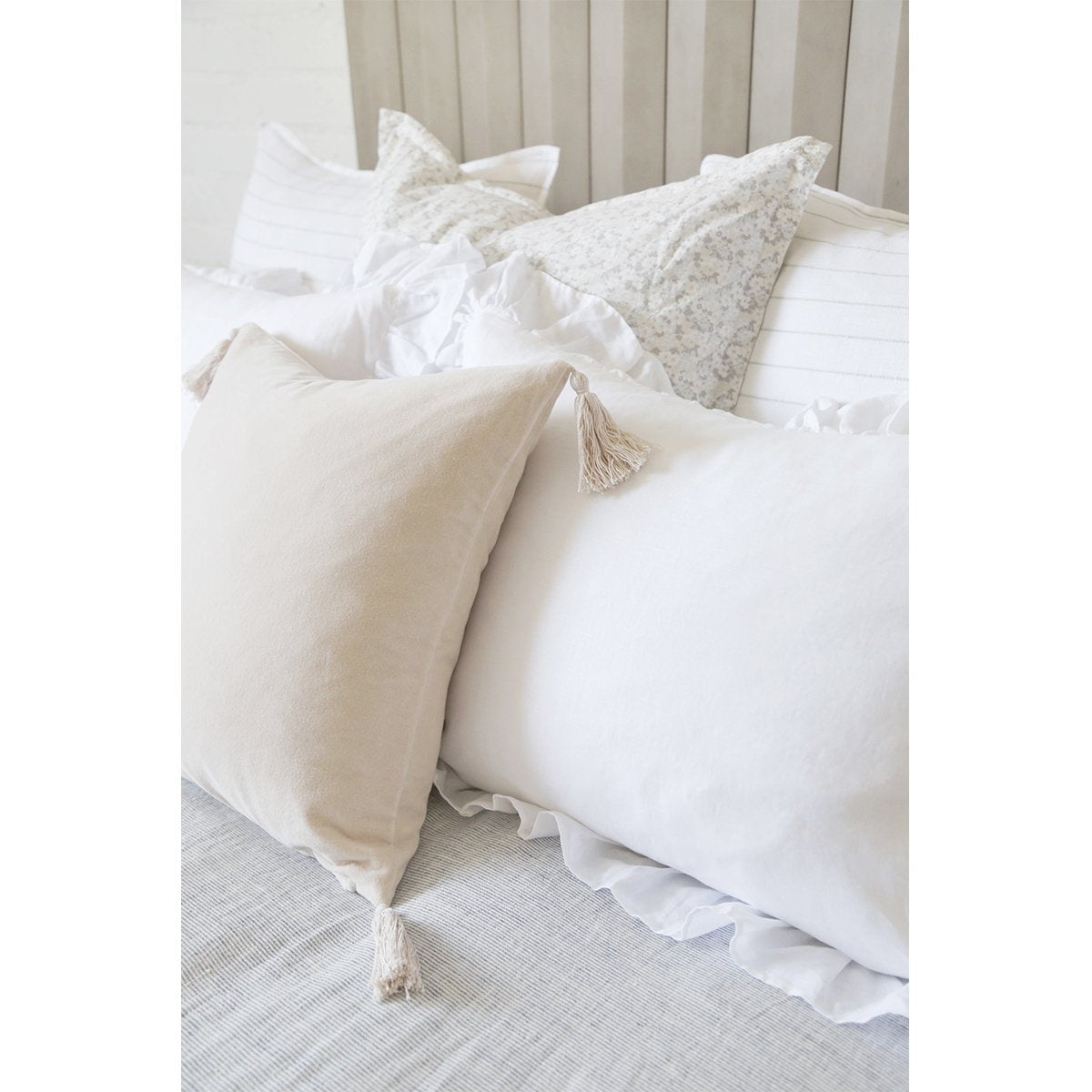 Bianca Pillow With Insert Bianca Pillow With Insert
