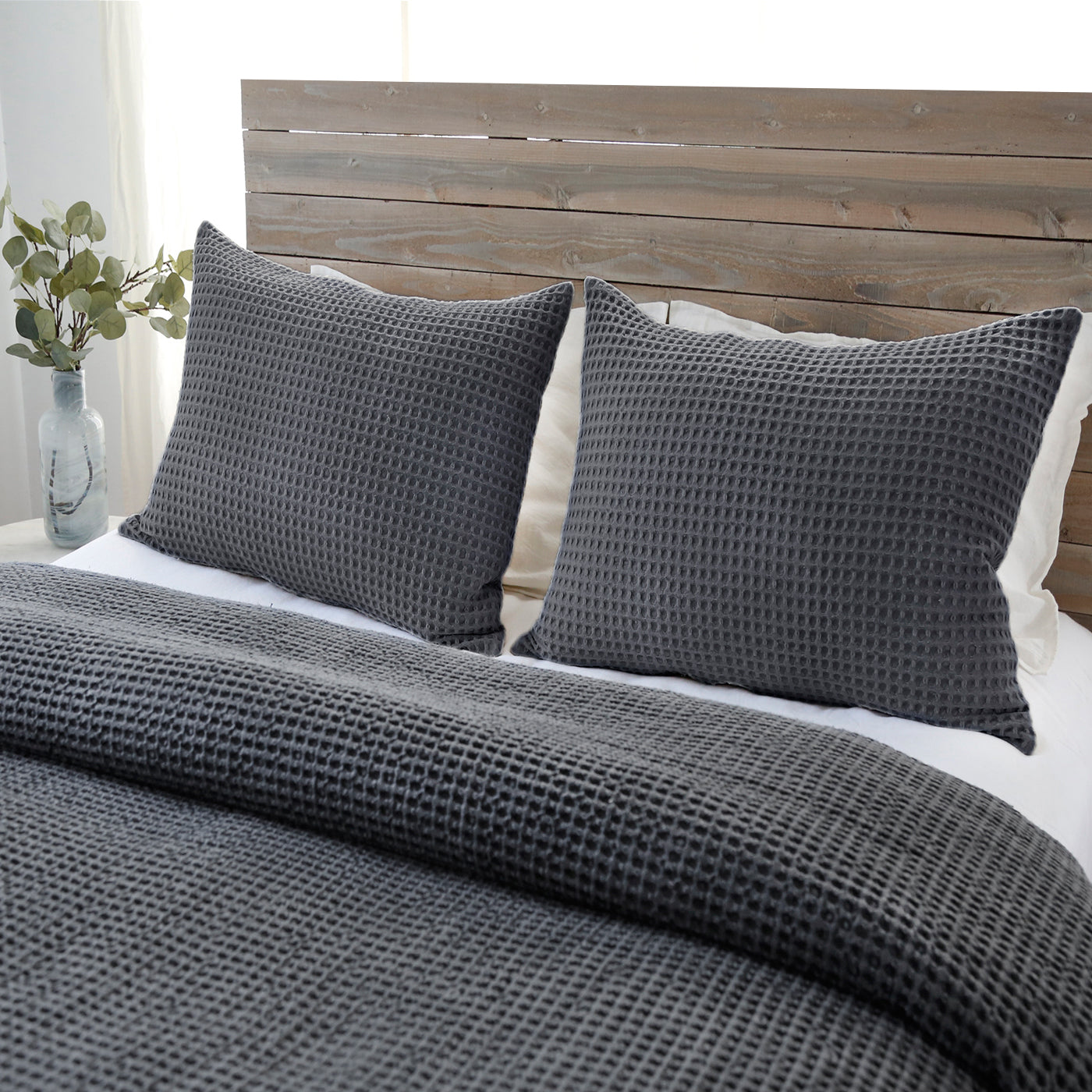 Zuma Blanket-Twin-Charcoal-Pom Pom at Home